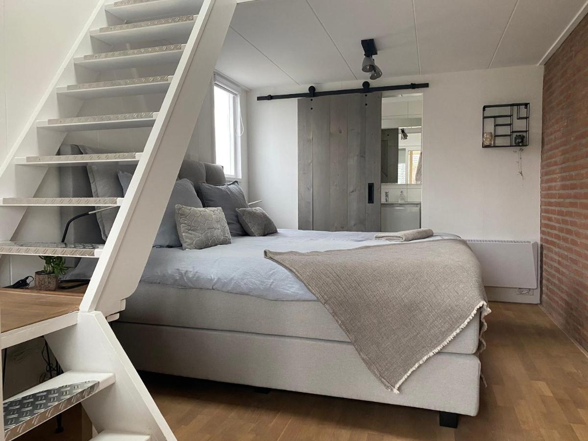 Logeren Bij Grea Bed and Breakfast Zwartsluis Exteriör bild